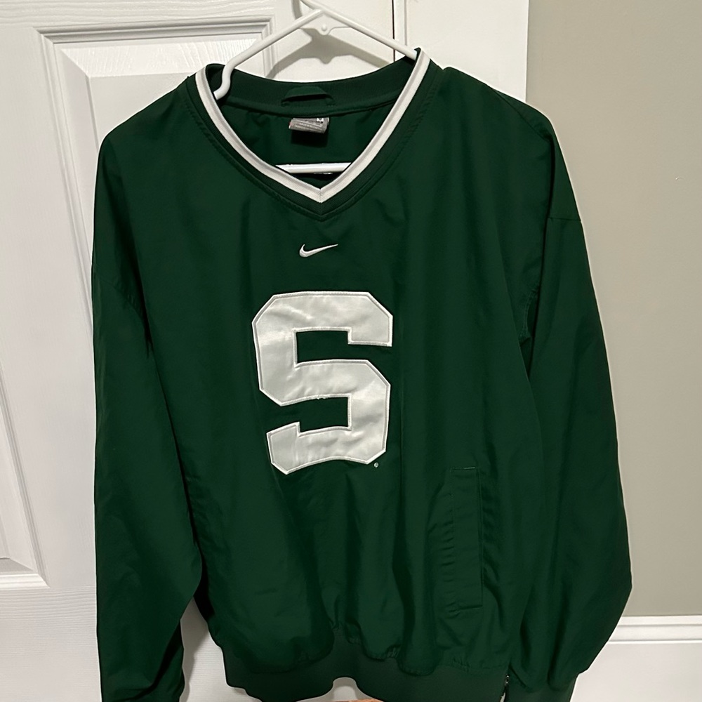 Men’s size Medium Michigan State pullover Nike